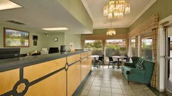 Days Inn and Suites Palmdale | Kaliforniya - Los Angeles County - Palmdale