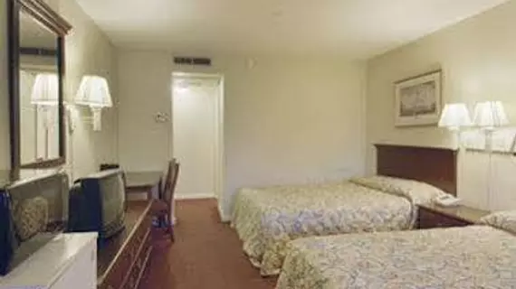 Travelodge Virginia Beach | Virginia - Norfolk - Virginia Beach (ve civarı) - Virginia Beach