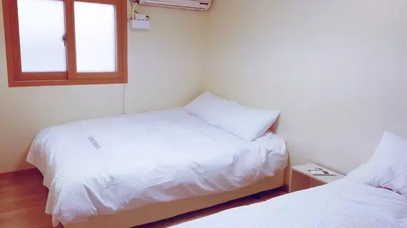 IU Guesthouse | Gyeonggi - Seul (ve civarı) - Seul - Myeongdong