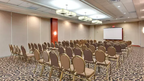 Holiday Inn Express Newmarket | Ontario - Toronto (ve civarı) - Newmarket