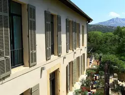 Les Lodges Sainte-Victoire | Provence - Alpes - Cote d'Azur - Bouches-du-Rhone (bölge) - Aix-en-Provence (ve civarı) - Le Tholonet