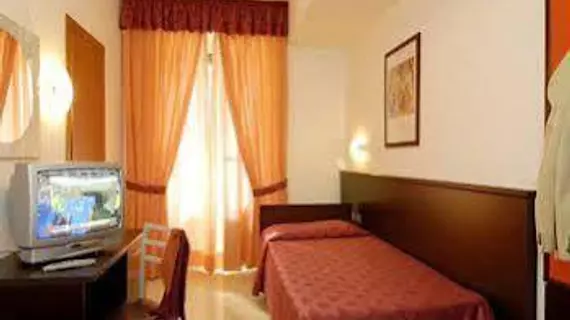 Hotel Stazione | Lombardy - Milano (ve civarı) - Milano - Merkez İstasyonu