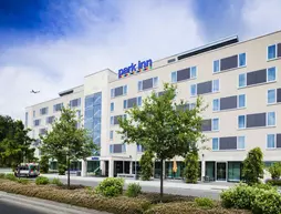 Park Inn by Radisson Frankfurt Airport | Hessen - Frankfurt (ve civarı) - Cargo City - Frankfurt Havaalanı Bölgesi