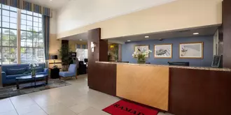 Ramada Inn and Suites Costa Mesa/Newport Beach