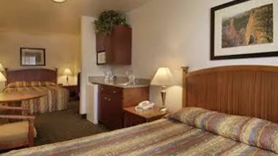 Howard Johnson Inn-Saint George | Utah - St. George (ve civarı) - St. George