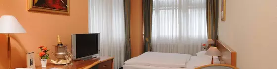 Best Western Hotel President | Berlin (ve civarı) - Tempelhof-Schoeneberg - Diplomatic Quarter - Batı Berlin Merkezi