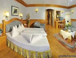 Hotel Quelle Nature SPA Resort | Trentino-Alto Adige - Güney Tirol (il) - Valle di Casies