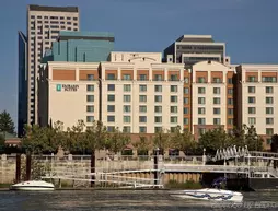 Embassy Suites Sacramento - Riverfront Promenade | Kaliforniya - Sacramento (ve civarı) - Sacramento