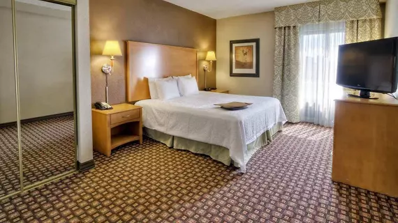 Hampton Inn & Suites Nashville-Vanderbilt-Elliston Place | Tennessee - Nashville-Davidson - Nashville (ve civarı) - Nashville - West End