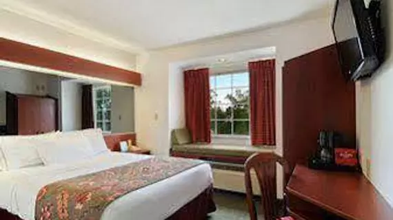 Americas Best Value Inn and Suites Lake Charles | Louisiana - Lake Charles (ve civarı) - Lake Charles