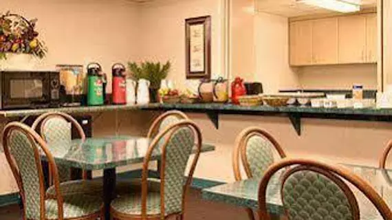 Luxury Inn & Suites | Alabama - Selma