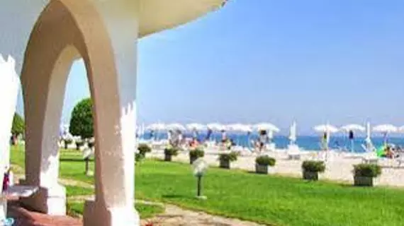 Family Beach Resort Il Girasole | Marche - Pesaro and Urbino (vilayet) - Mondolfo