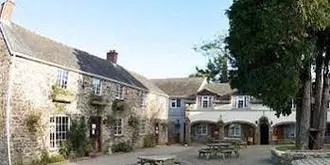 The Crooked Inn - Inn