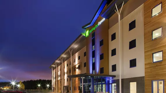 Holiday Inn Express Kettering | Northamptonshire (kontluk) - Kettering District - Kettering