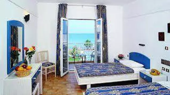 Ariadne Beach Hotel | Girit Adası - Kandiye (bölge) - Hersonissos - Stalida