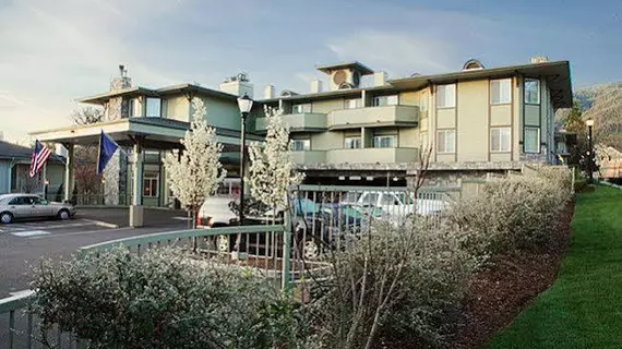 Plaza Inn & Suites at Ashland Creek | Oregon - Medford (ve civarı) - Ashland