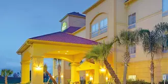 La Quinta Inn & Suites New Caney