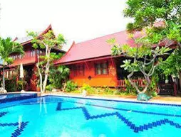 Ruen Kanok Thai House | Prachuap Khiri Khan (ili) - Hua Hin (ve civarı) - Hua Hin - Khao Takiab