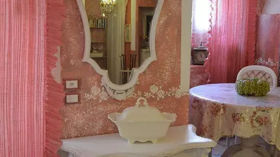 B&B Della Mimosa | Lombardy - Brescia (il) - Desenzano del Garda