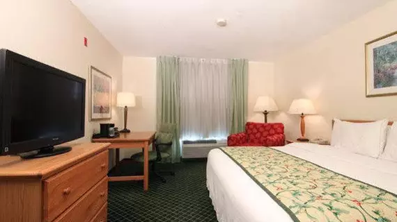 Fairfield Inn & Suites Kansas City North Near Worlds of Fun | Missouri - Kansas City (ve civarı) - Kansas