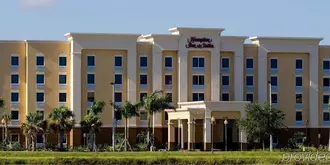 Hampton Inn & Suites Fort Myers-Colonial Boulevard