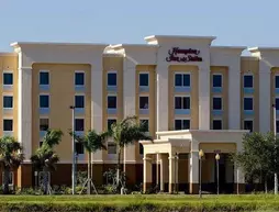 Hampton Inn & Suites Fort Myers-Colonial Boulevard | Florida - Fort Myers (ve civarı) - Fort Myers