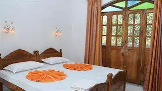 D'Souza's Holiday Homes | Goa - Kuzey Goa - Candolim