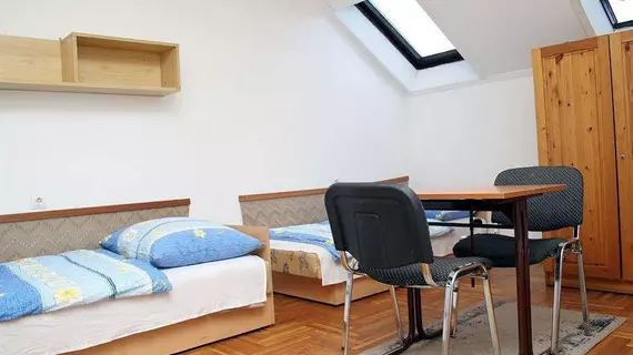 Rozsa Street Guesthouse | Pest County - Budapeşte (ve civarı) - Budapeşte Kent Merkezi - Erzsebetvaros