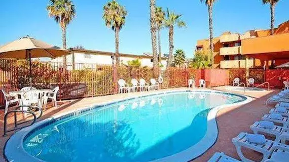 Comfort Suites Huntington Beach | Kaliforniya - Orange County - Huntington Beach