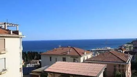 Solaro 53 Apartments | Liguria - Imperia (il) - Sanremo