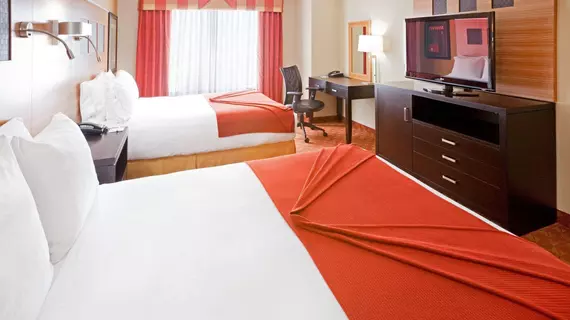 Holiday Inn Express Hotel & Suites Dallas-North Tollway/North Plano | Teksas - Dallas (ve civarı) - Plano