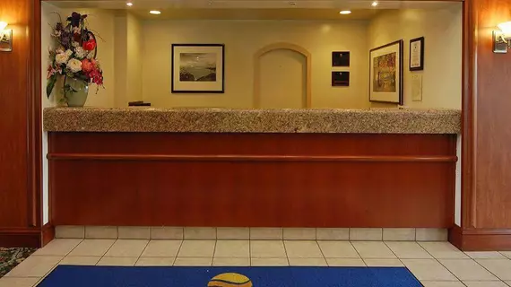 Comfort Inn & Suites San Francisco Airport North | Kaliforniya - San Fransisko (ve civarı) - South San Francisco