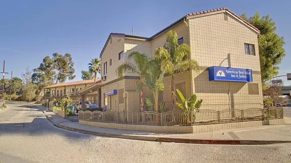 Americas Best Value Inn and Suites | Kaliforniya - Los Angeles County - Granada Hills