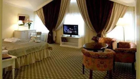 Chekhov Hotel | Sverdlovsk Federal Bölgesi - Yekaterinburg (ve civarı) - Yekaterinburg