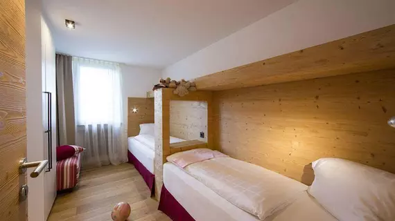 Hotel Dolomitenblick | Trentino-Alto Adige - Güney Tirol (il) - Terento