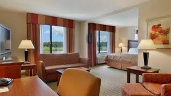 Wingate by Wyndham Savannah Airport | Georgia - Savannah (ve civarı) - Savana