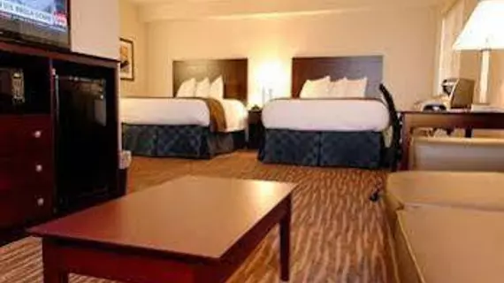 Boulders Inn & Suites | Iowa - Burlington (ve civarı) - Fort Madison