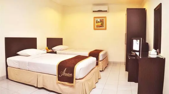 Ahadiat Hotel and Bungalow | West Java - Bandung (ve civarı) - Bandung