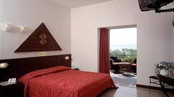 Hotel La Paül | Lombardy - Brescia (il) - Sirmione