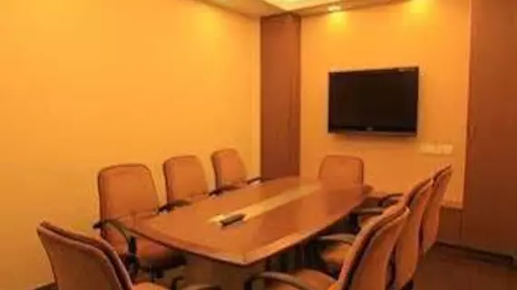 Hotel Woodland | Maharaştra - Pune Bölgesi - Pune