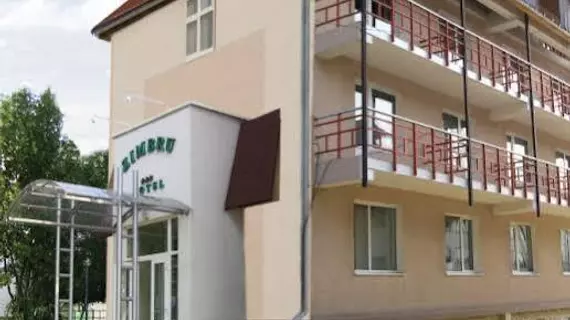 Zimbru Hotel | Kişinev