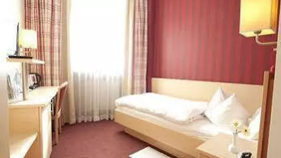 Hotel Garni Deutsches Haus | Kuzey Ren-Westfalia - Bonn (ve civarı) - Bonn - Zentrum