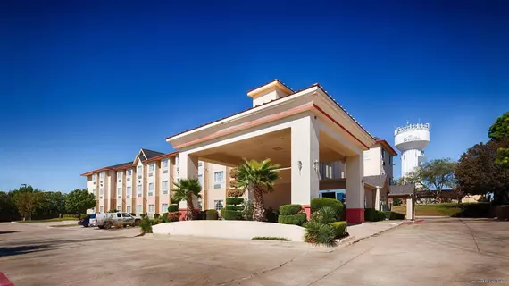 Best Western Roanoke Inn & Suites | Teksas - Fort Worth (ve civarı) - Roanoke