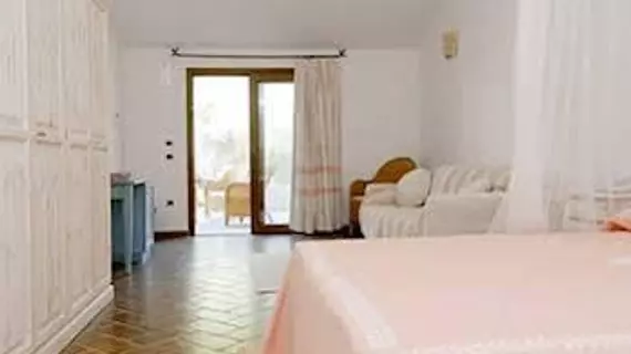 Hotel Club Ragno D'oro | Sardinya - Sassari - Aglientu - Vignola Mare