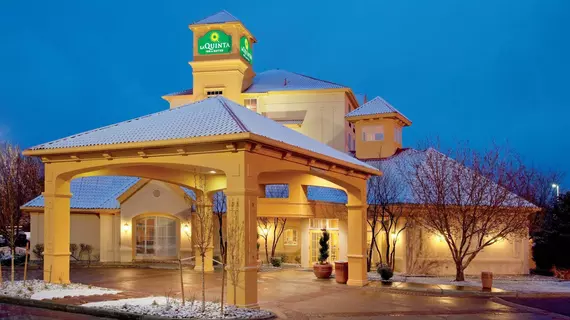 La Quinta Inn & Suites Denver Southwest Lakewood | Kolorado - Denver (ve civarı) - Lakewood