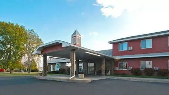 Quality Inn Hudson | Wisconsin - Hudson (ve civarı) - Hudson