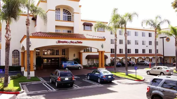 Hampton Inn & Suites Santa Ana/Orange County Airport | Kaliforniya - Orange County - Santa Ana