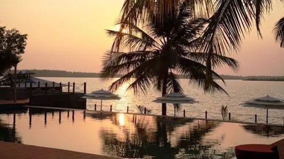 Cambay Palm Lagoon | Kerala - Kollam Bölgesi - Quilon