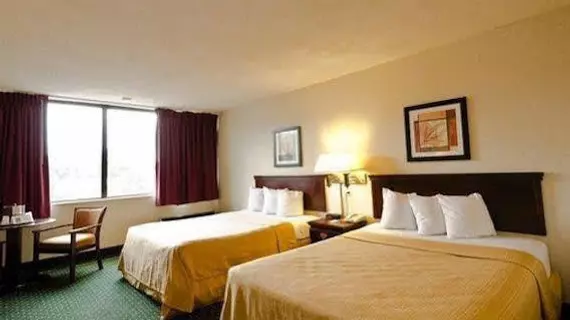 Quality Inn & Suites Laurel | Maryland - Baltimore (ve civarı) - Laurel