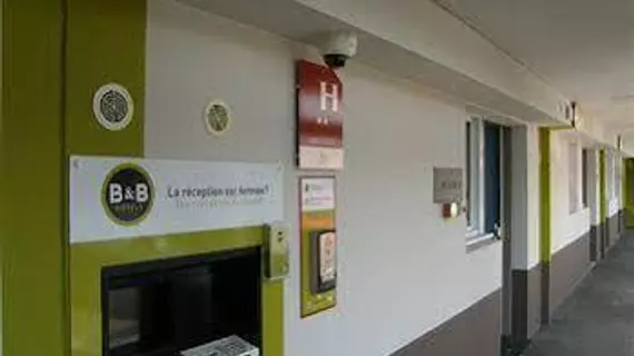 B&B Hotel CHARTRES | Centre - Loire Vadisi - Eure-et-Loir (bölge) - Le Coudray